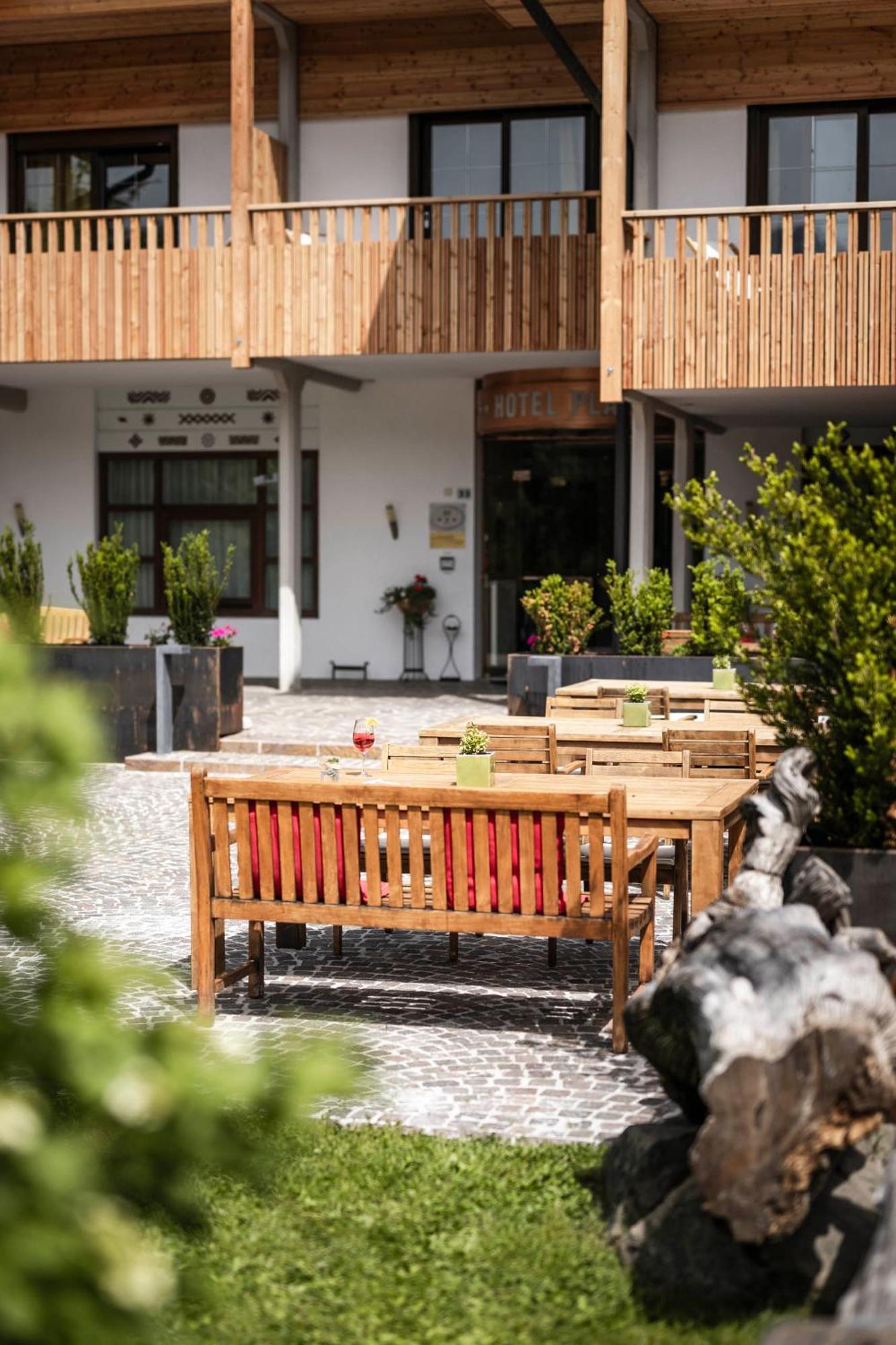 席赛阿尔姆广场酒店 阿尔卑斯休斯山 外观 照片